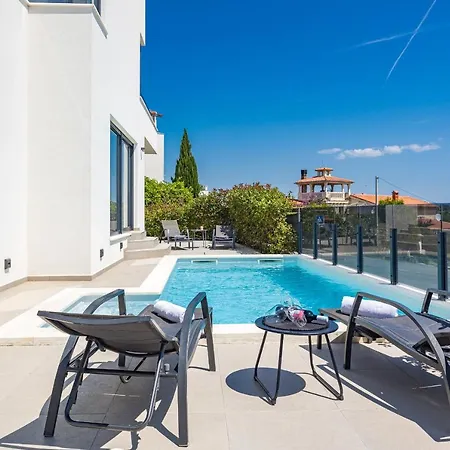 Vila Val Di Bora *